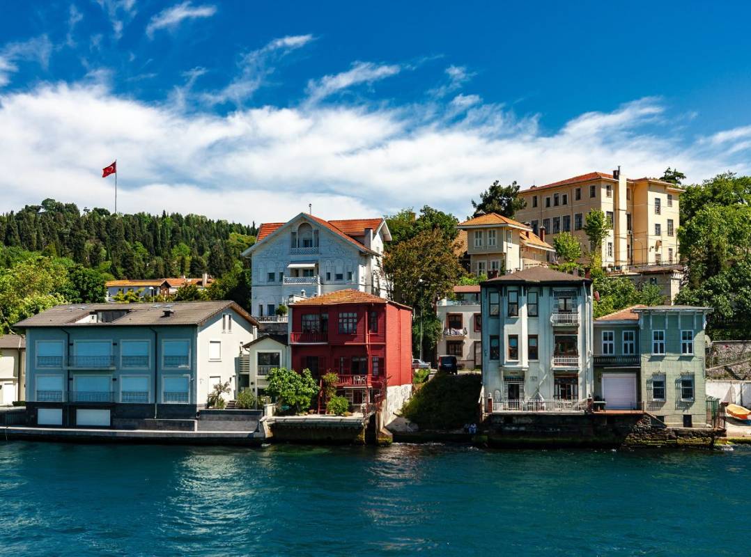 Picture Turkey's Real Estate Investment Landscape Soars: A Remarkable 100% Growth in Two Years