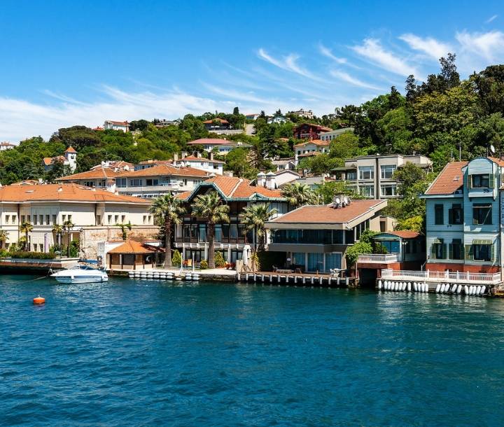 Picture <h3>Sarıyer, Nature's Retreat by the Bosphorus</h3>